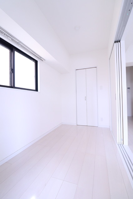 その他部屋・スペース　４．２帖の洋室です。
