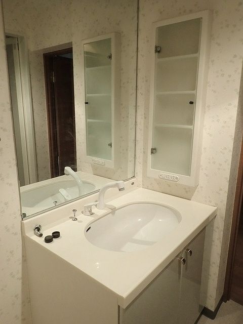 洗面設備　※他号室参考写真