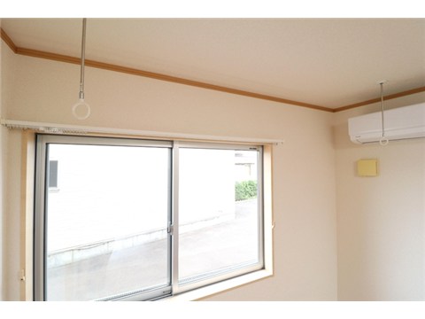 その他設備　室内物干し
