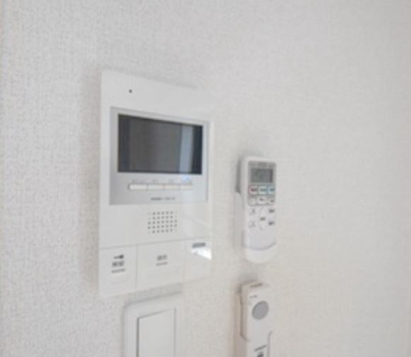 セキュリティ　★TV付インターホンだから安心★