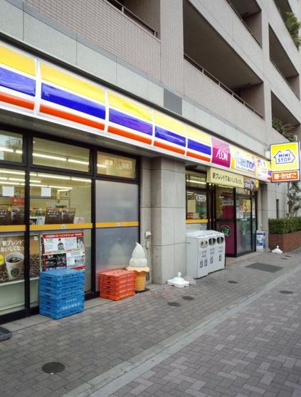 コンビニ　ミニストップ元浅草3丁目店（コンビニ）まで155m