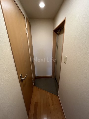 玄関　リーヴェルグランデ横浜中川