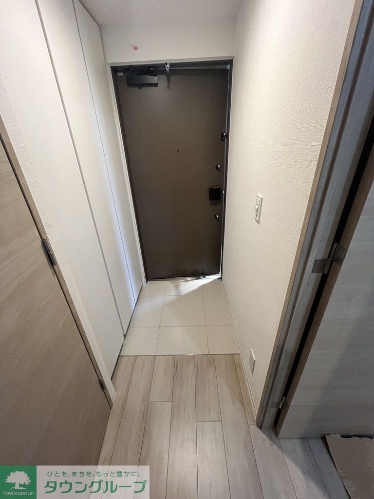 玄関　バルコニー