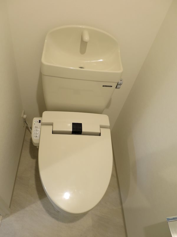 トイレ　※参考写真