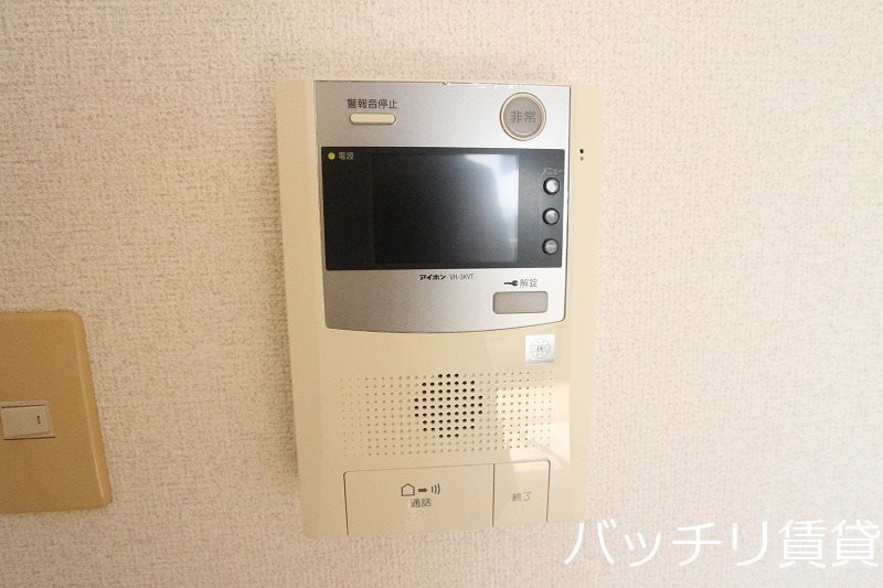 セキュリティ　画像は別号室タイプの為、現状を優先致します。