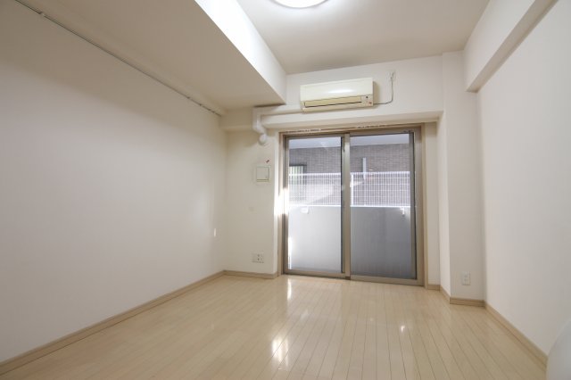 居室・リビング　同間取りのお部屋の参考写真となります