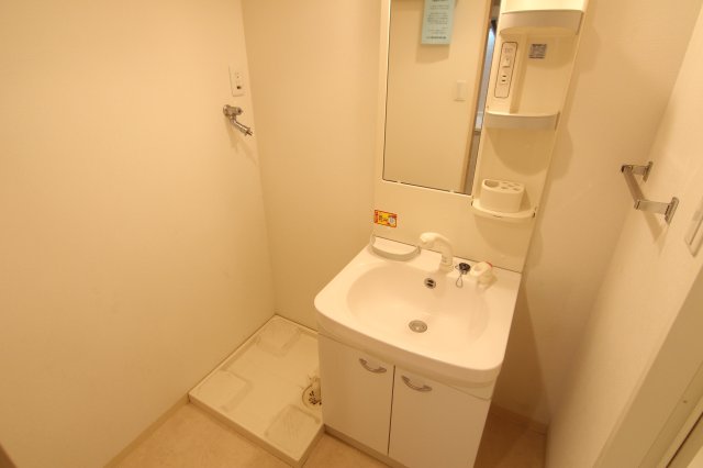 洗面設備　同間取りのお部屋の参考写真となります