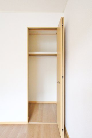 収納　参考写真（同物件別部屋）