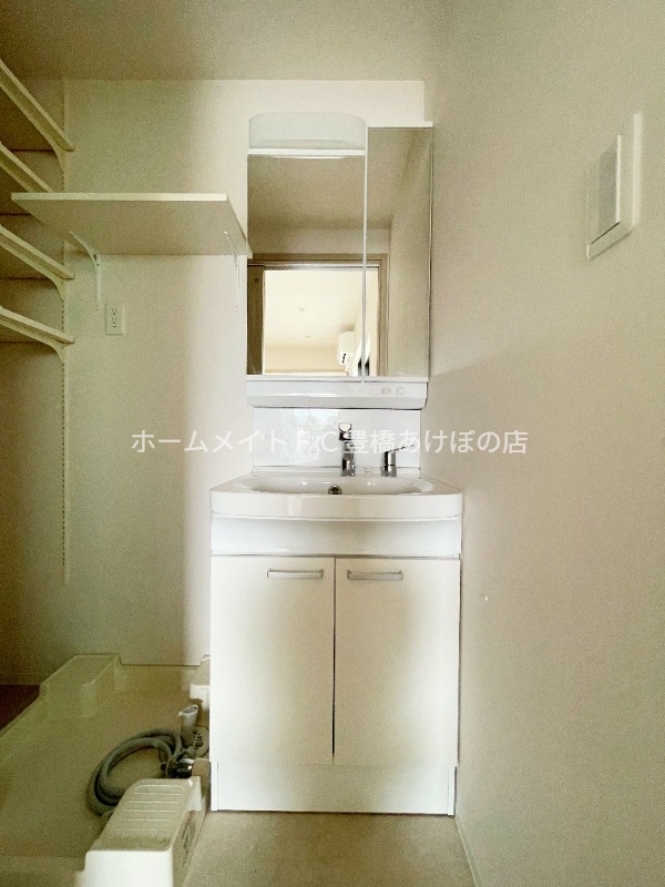 洗面設備　同型別部屋写真