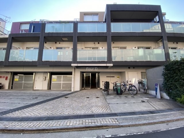ロビー　★見学予約受付中★