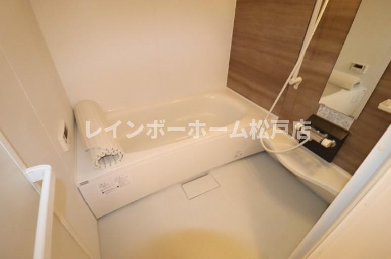 バス・シャワールーム　きれいなお風呂です