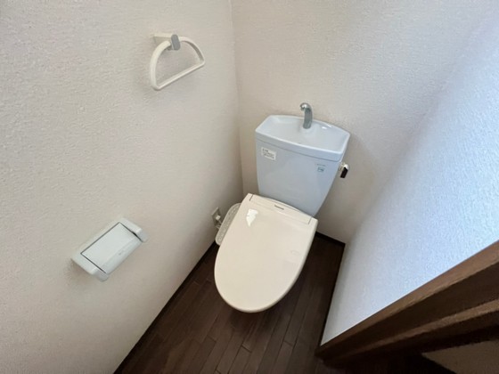 トイレ　※別部屋の写真です