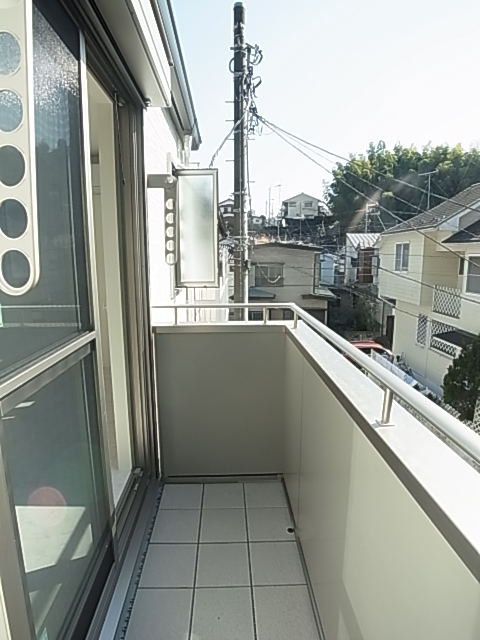 バルコニー　開放的なバルコニー