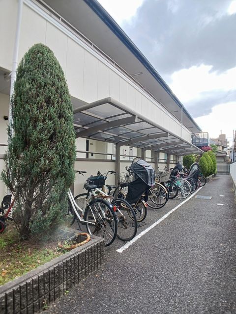 ポラリスA棟の外観写真