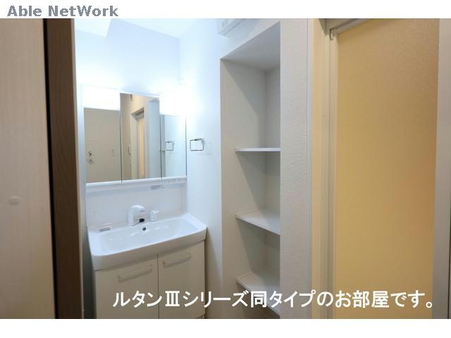 洗面設備　同型タイプ