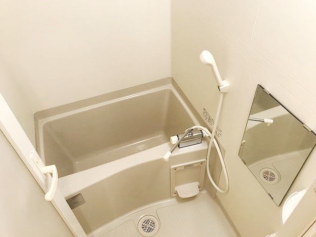 バス・シャワールーム　同仕様・反転タイプ
