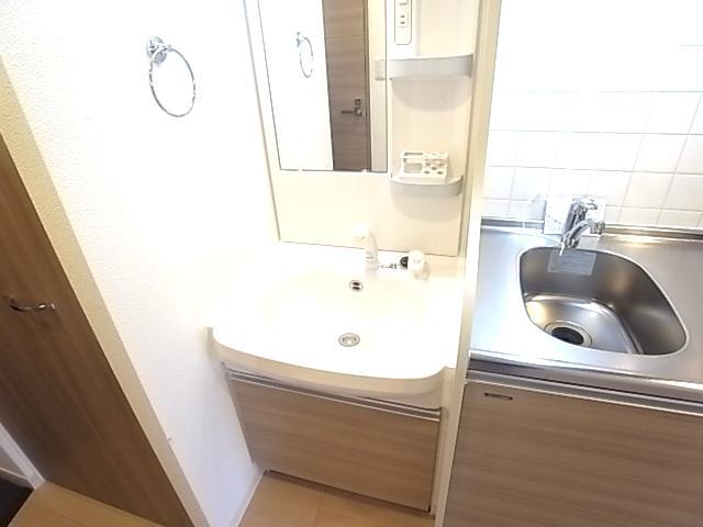 洗面設備　独立洗面台