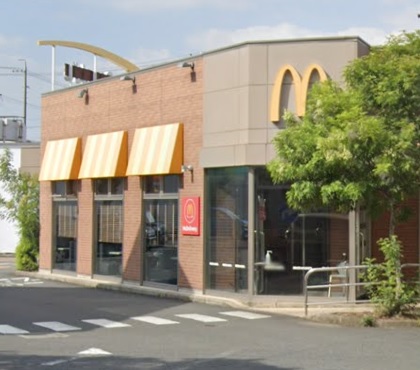 飲食店　マクドナルド 155一宮店（飲食店）まで126m