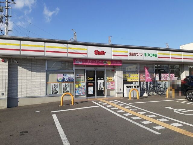 コンビニ　デイリーヤマザキ 下鳥羽北ノ口（コンビニ）まで270m