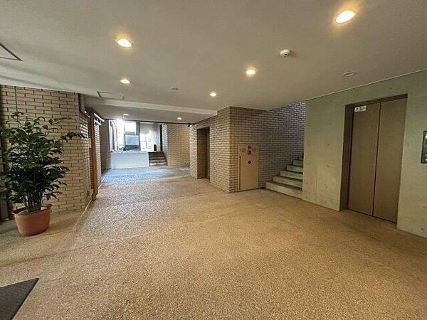 マナハウス四谷の外観写真
