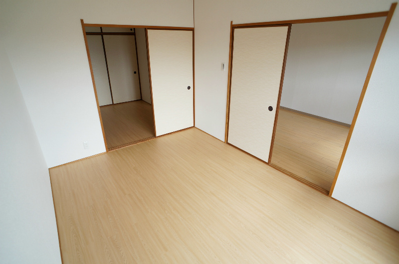 その他部屋・スペース　リビング隣の洋室６帖