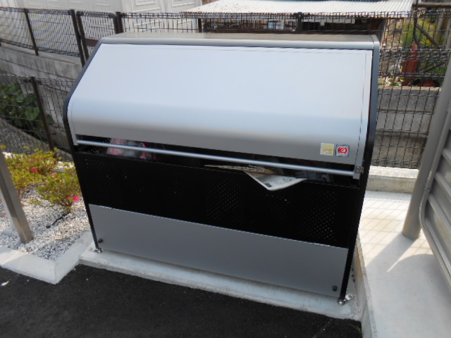 その他共有部分　ゴミの敷地内収集場所（業者回収）