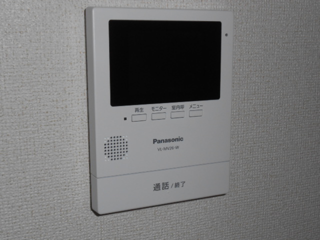 セキュリティ　カラーＴＶモニター付インターホン（２箇所）完備
