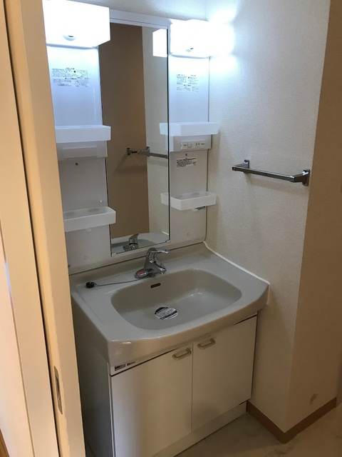 洗面設備　同仕様のお部屋の写真です。
