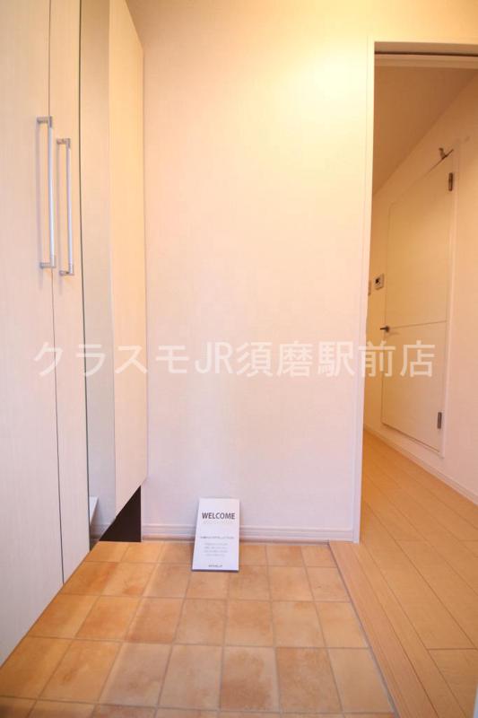 玄関　素敵な玄関は毎朝あなたを元気に送りだしてくれますよ。