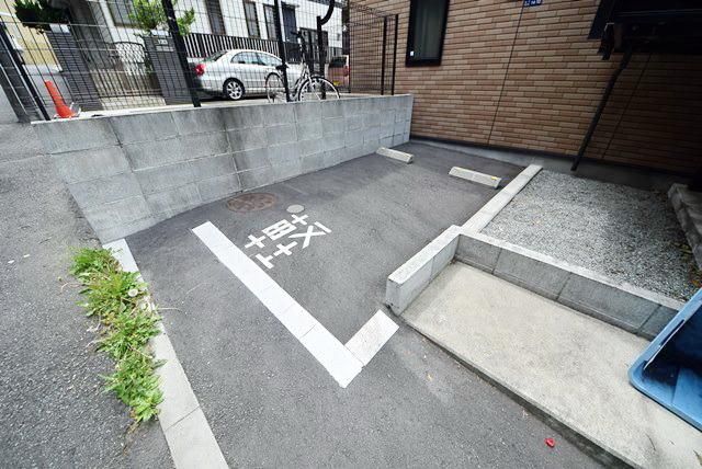 駐車場　★閑静な住宅街で南西向きです★