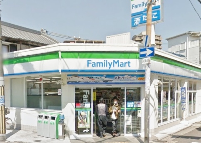 コンビニ　ファミリーマート堺中百舌鳥町五丁店（コンビニ）まで68m