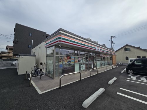 コンビニ　セブンイレブン　千葉東本町店（コンビニ）まで173m
