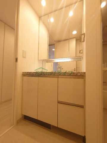 洗面設備　別部屋　参考写真