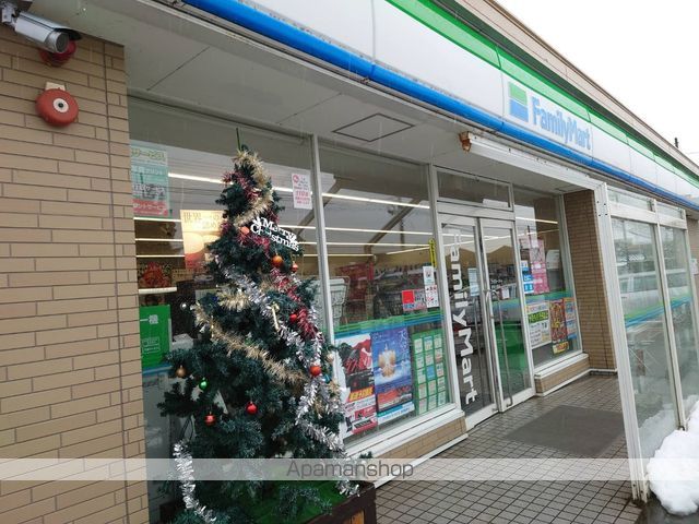 コンビニ　ファミリーマート射水大島店（コンビニ）まで1140m