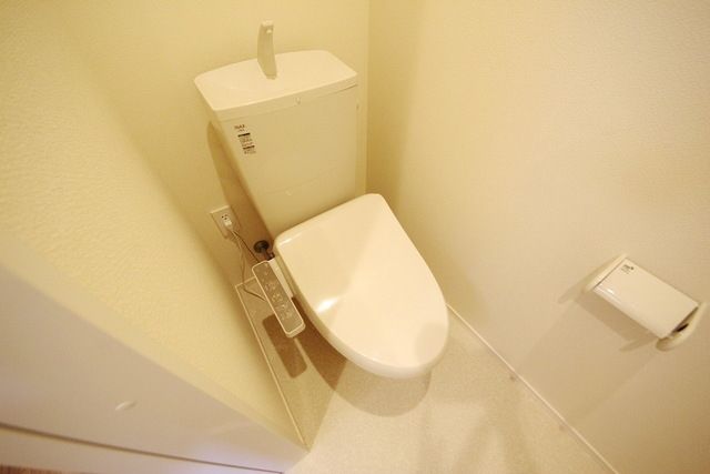 トイレ　別号室の写真です
