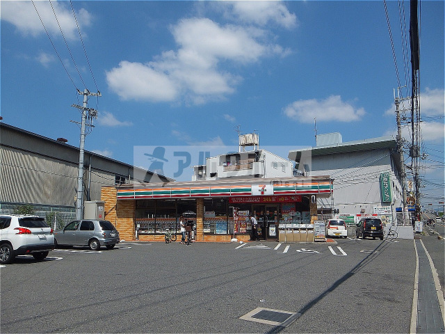コンビニ　セブンイレブン藤井寺大井4丁目店（コンビニ）まで1075m