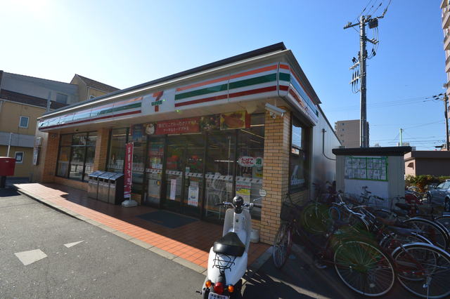 コンビニ　セブンイレブン千葉蘇我駅前店（コンビニ）まで664m