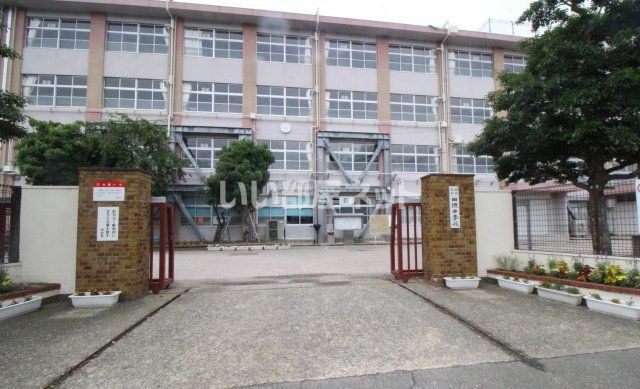 中学校　福岡市立田隈中学校（中学校）まで1820m