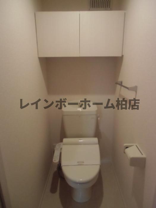 トイレ　清潔感のあるトイレです