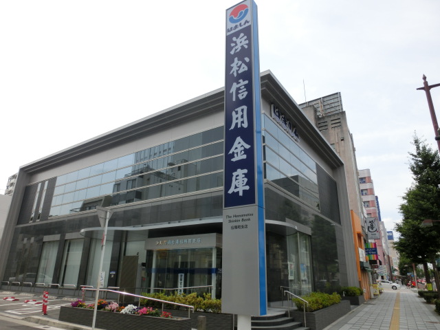 銀行　浜松いわた信用金庫 伝馬町支店（銀行）まで288m