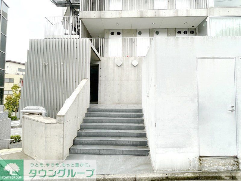 エントランス　部屋探しは株式会社　タウンハウジング　までお気軽にお問合せ…