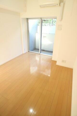 居室・リビング　使いやすい居間です