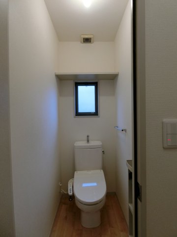 トイレ　イメージ101号室の写真