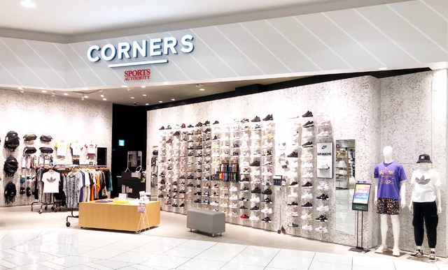 ショッピングセンター　CORNERS　SPORTSAUTHORITY大和郡山（ショッピングセンター）まで1507m