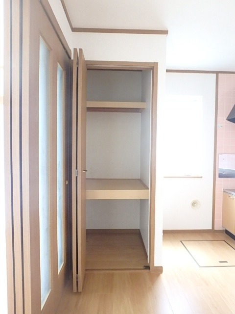 収納　図面と現状に相違がある場合には現状を優先