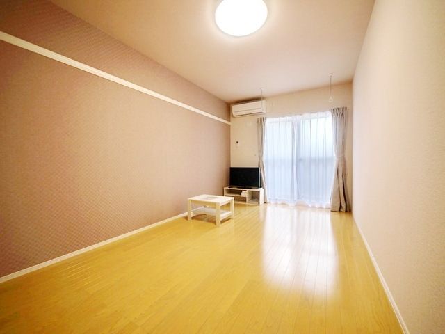 居室・リビング　★お問い合わせはタウンハウジング稲田堤店まで★