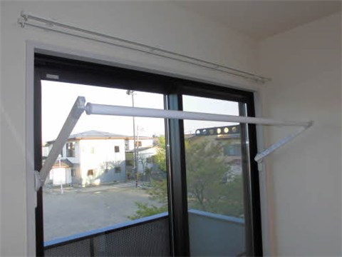 その他設備　室内物干し