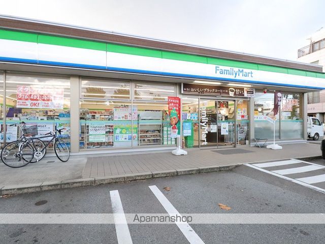 コンビニ　ファミリーマート（コンビニ）まで485m