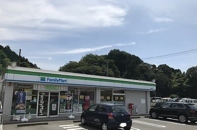 その他　ファミリーマート裾野岩波店（その他）まで1100m