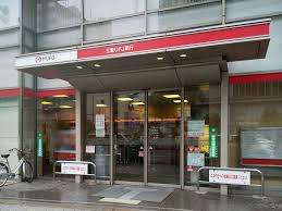 銀行　三菱UFJ銀行谷町支店（銀行）まで112m